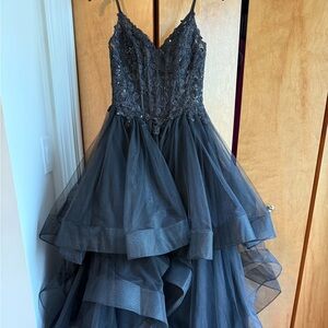 Elegant Black Maxi Dress